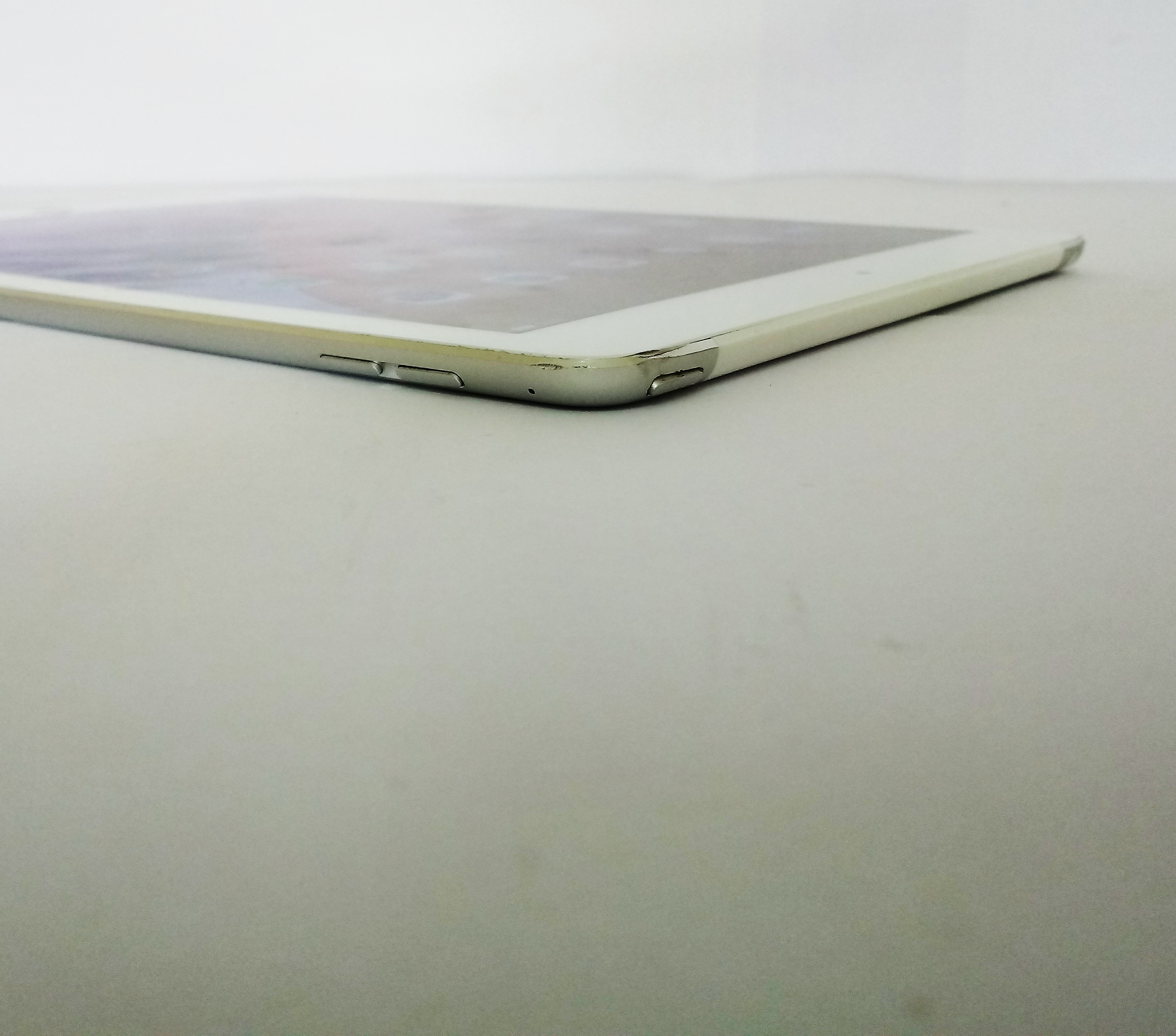 iPad Air 2 (Wi-Fi/Cellular) Silver 64GB (6 Month Warranty) – EpicDeals.co.za