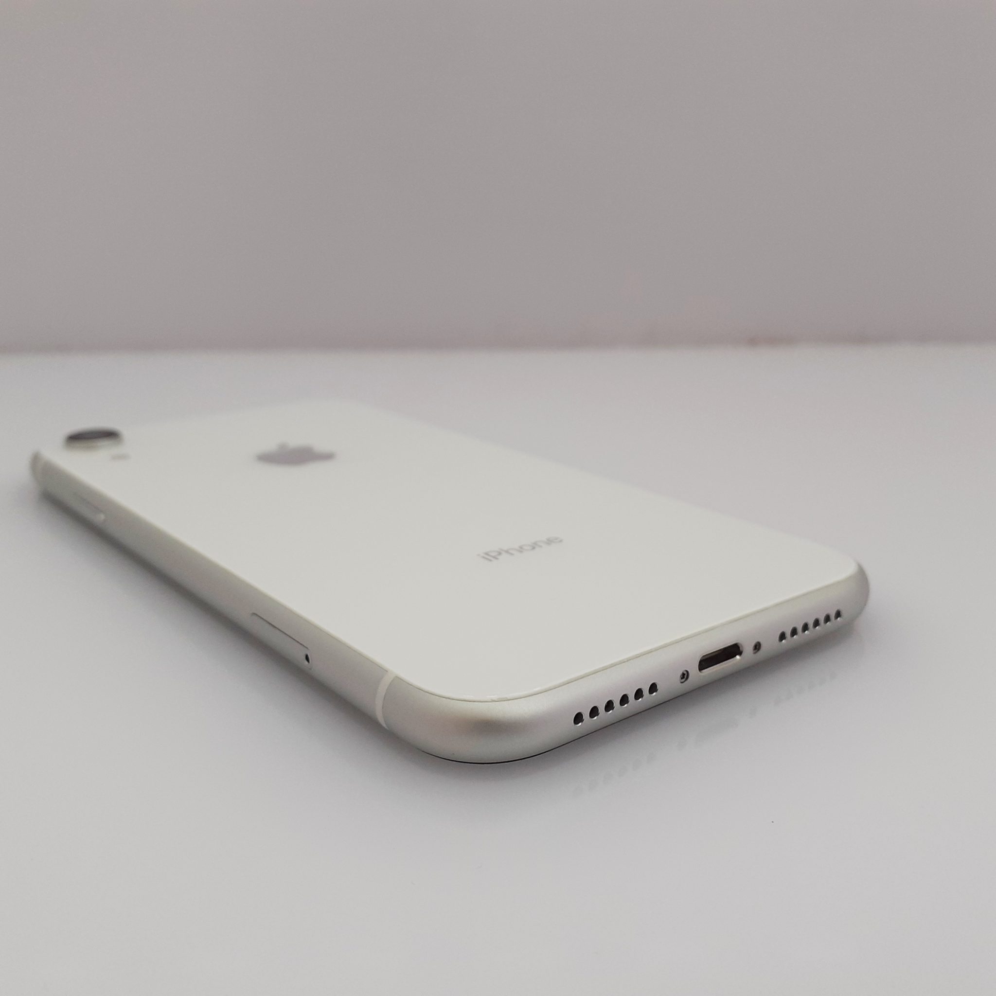 iPhone XR White 128GB Full Refurb (12 Month Warranty) – EpicDeals.co.za