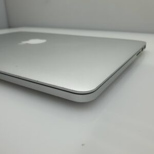 MacBook Pro 13-Inch “Core i5” 2.9GHz (Early 2015) 16GB RAM 512GB