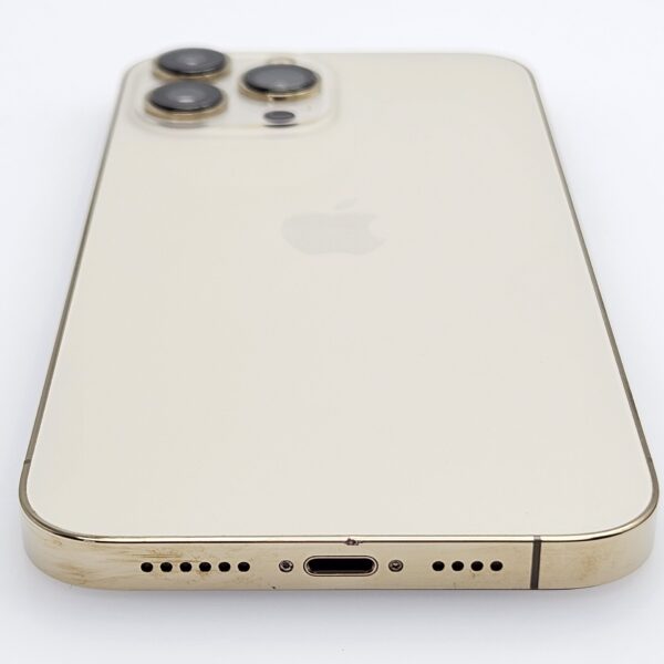 iPhone 13 Pro Max 128GB Gold (12 Month Warranty) + Screen Protector and Cover Value: R400 - Image 10