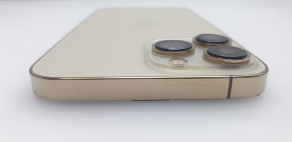 iPhone 13 Pro Max 256GB Gold (12 Month Warranty) + Cover and Screen Protector Bundle Value: R400 - Image 13