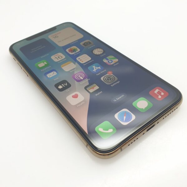 iPhone 11 Pro Max 512GB No Face ID (12 Month Warranty) + Cover and Screen Protector Bundle Value: R400 - Image 8