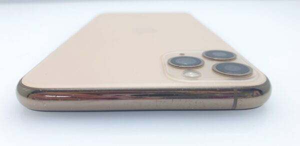 iPhone 11 Pro Max 512GB No Face ID (12 Month Warranty) + Cover and Screen Protector Bundle Value: R400 - Image 13