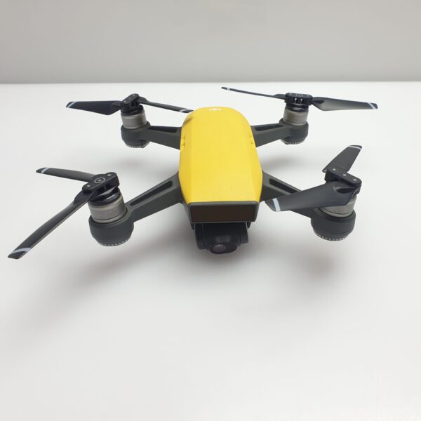 DJI Spark Sunrise Yellow (6 Month Warranty) + 1 Battery + Charger + Controller + 1 Doc + Carry Case - Image 4