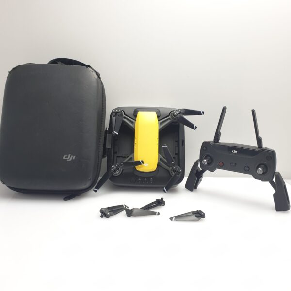 DJI Spark Sunrise Yellow (6 Month Warranty) + 1 Battery + Charger + Controller + 1 Doc + Carry Case - Image 8