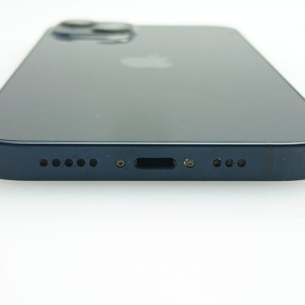 iPhone 13 128GB Midnight (6 Month Warranty) + Cover And Screen Protector Bundle Value: R400 - Image 13