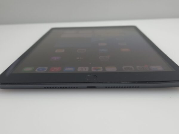 iPad 10.2" 9th Gen 64GB (WiFi Only) Bent Casing And No Touch ID Space Grey - Image 3