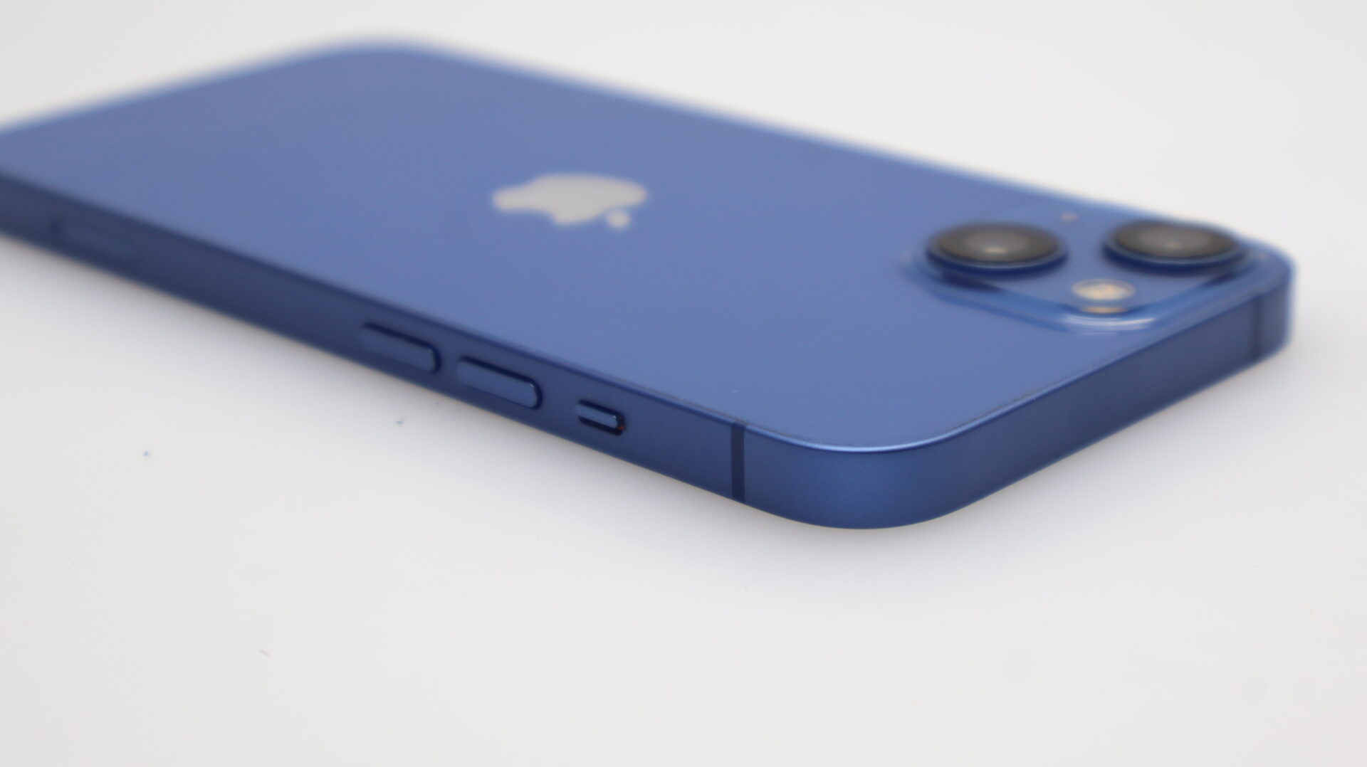 iPhone 13 128GB Blue (6 Month Warranty) - Image 15