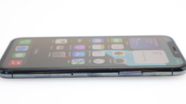 iPhone 11 Pro 64GB Space Grey (6 Month Warranty) + Cover And Screen Protector Bundle Value: R400 - Image 5