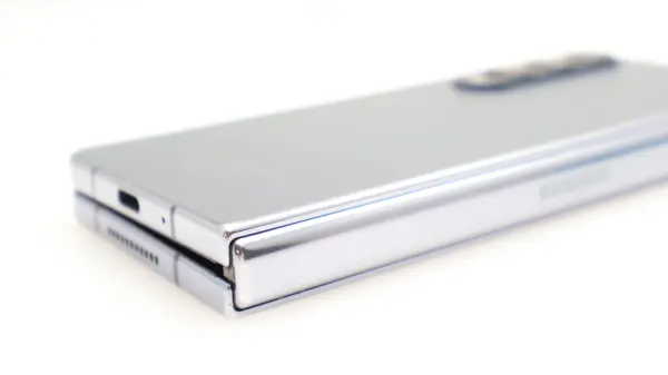 サンペドロ 4本 Samsung Galaxy Z Fold 4 256GB Dual Sim | Bent Casing | No