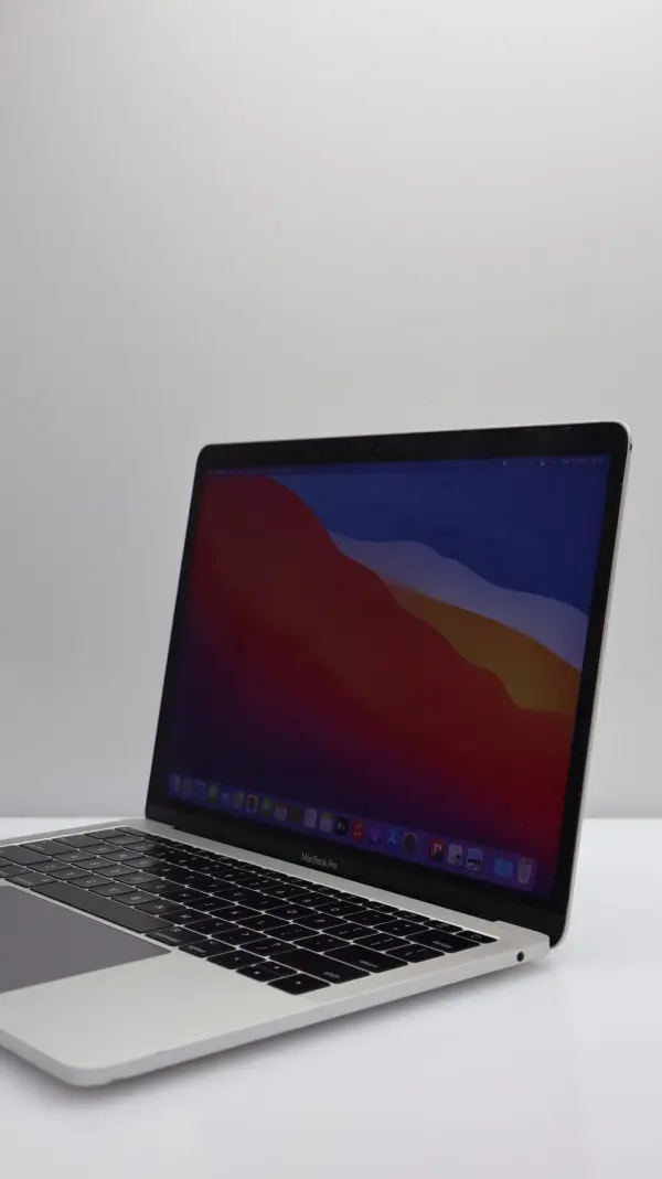 MacBook Pro 13-Inch 