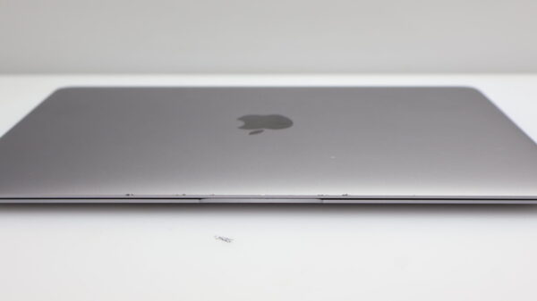 MacBook Retina 12-Inch "Core m3" 1.2GHz (Mid-2017) 8GB RAM 256GB HDD Space Grey (3 Month Warranty) - Image 9