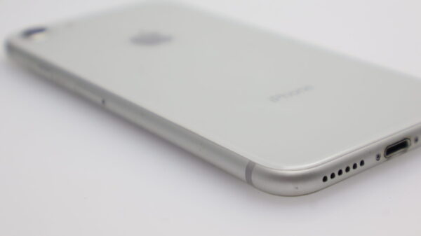 iPhone 8 64GB Silver - Image 14