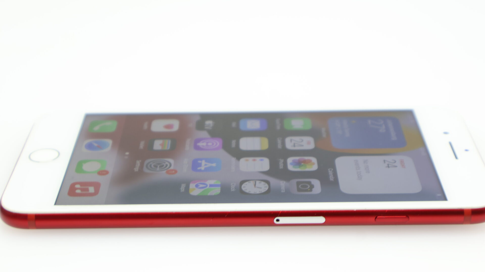 iPhone 7 Plus 128GB Minor Bright Spots Product Red - Image 5