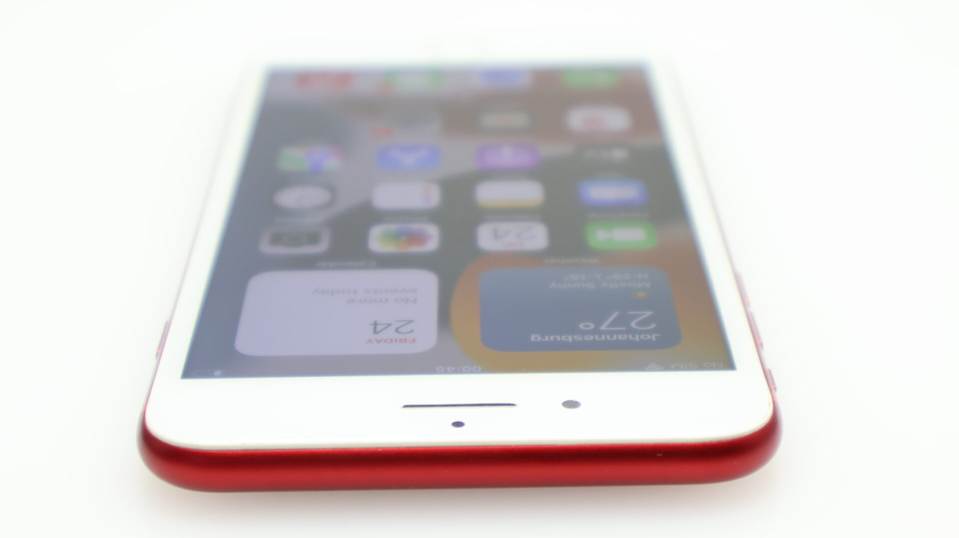 iPhone 7 Plus 128GB Minor Bright Spots Product Red - Image 7