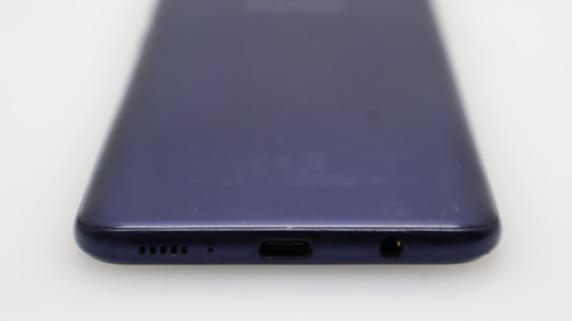 Samsung Galaxy A30 64GB No Fingerprint ID Prism Crush Violet - Image 15