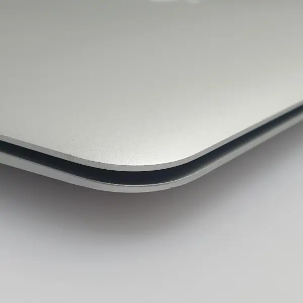 MacBook Air 13-Inch 