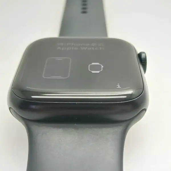 Apple Watch Series 8 45mm GPS Only Midnight (6 Month Warranty) - Image 2