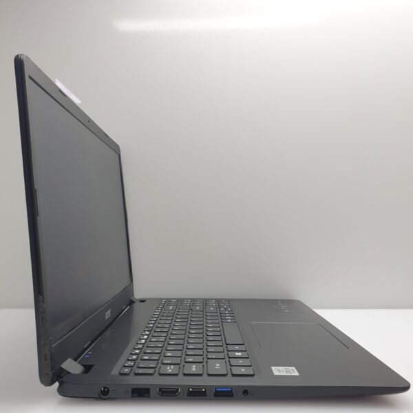 Acer Aspire 3 N19C1 "Core i5" 1.00GHz 8GB RAM 1TB HDD | Damaged Casing/Screen | Black - Image 2