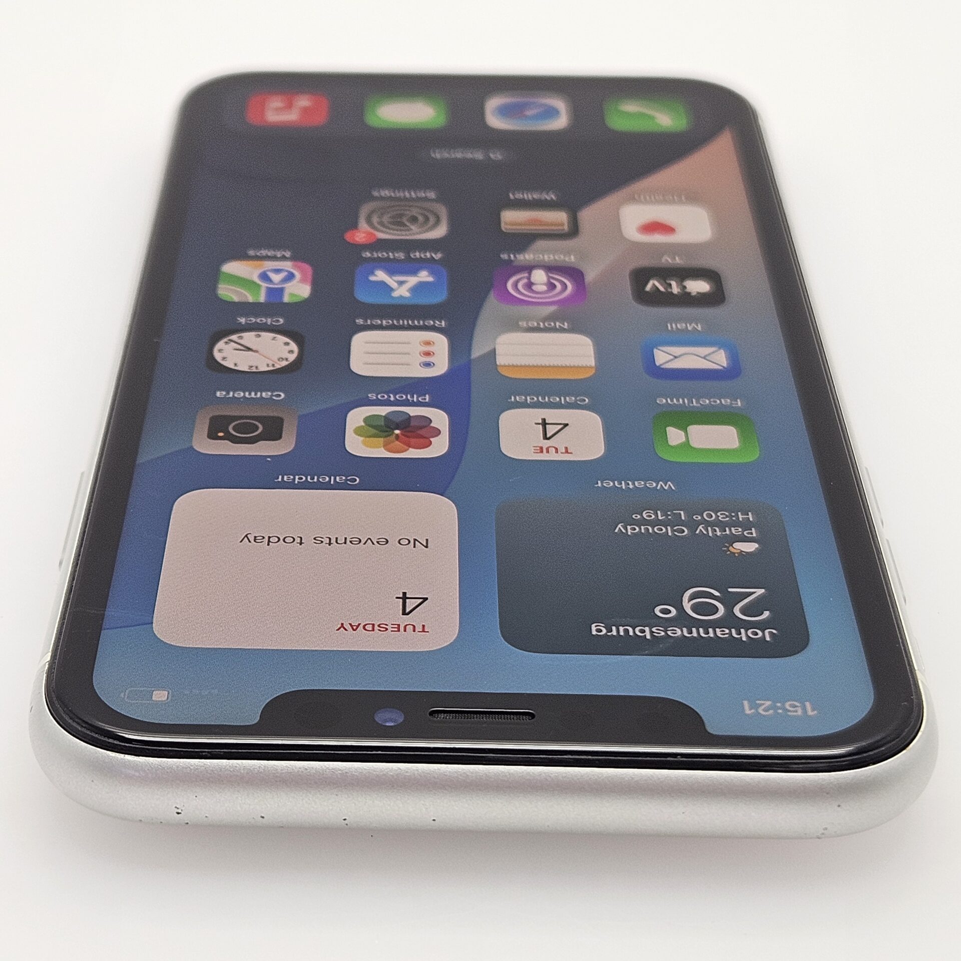 iPhone XR 256GB White (3 Month Warranty) - Image 6