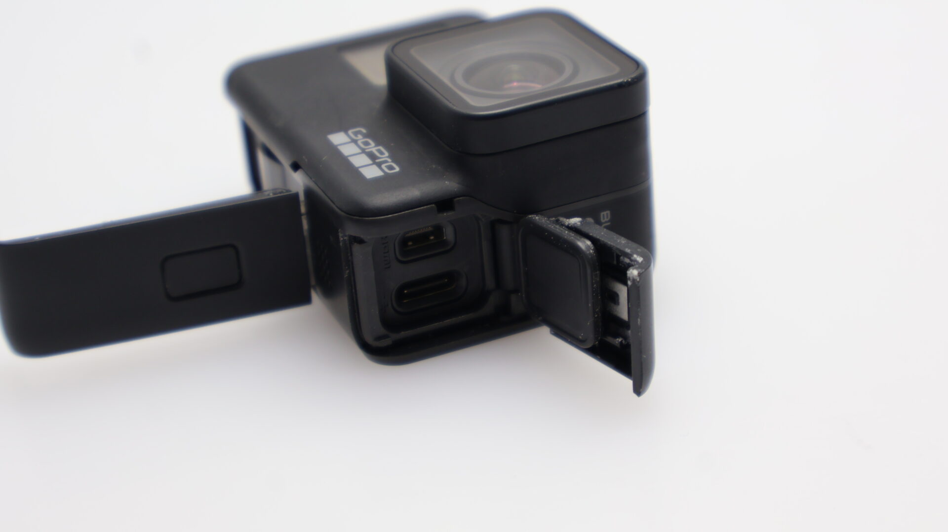 GoPro Hero 7 Black + Accessories + GoPro Carry Case | Epic Deals SA