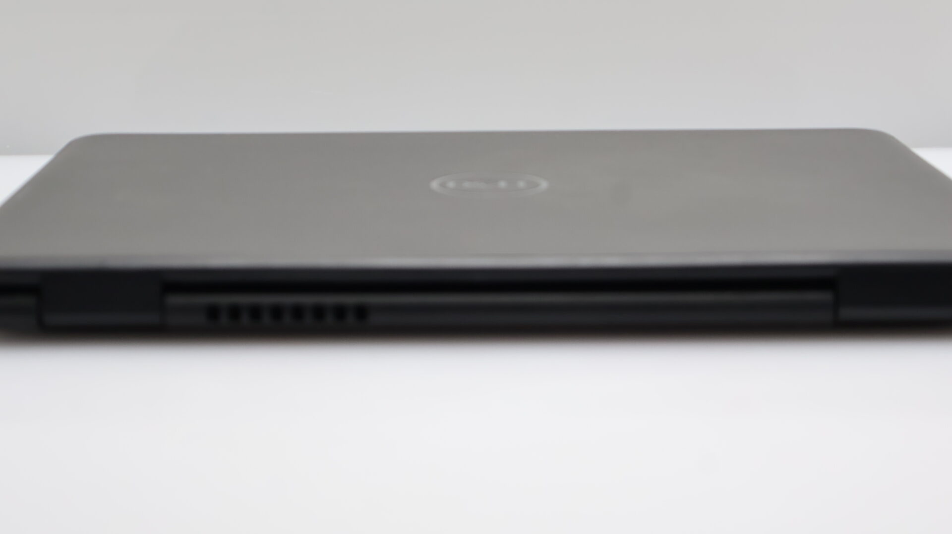 Dell Latitude 3310 2-In-1 "Core i3" 2.10GHz 8GB 256GB SSD Minor Bright Spots And Used Battery Black - Image 11