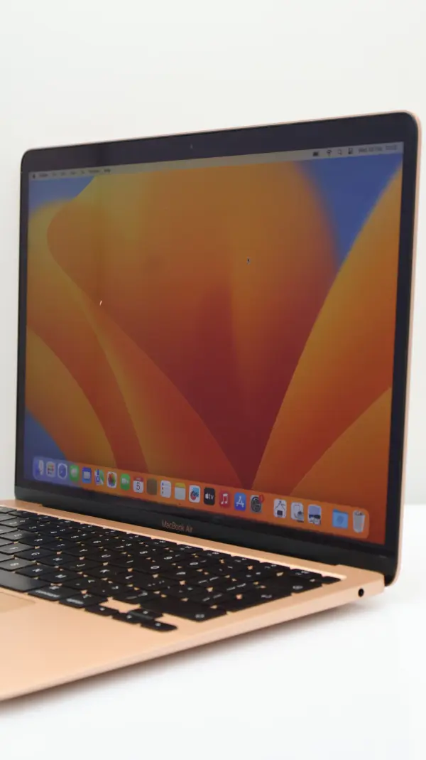 MacBook Air M1 8 CPU/ 8 GPU 13-inch (2020) 8GB RAM 256GB SSD Gold