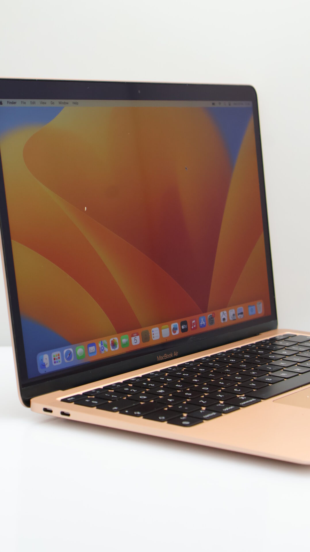 価格相談 Apple MacBook Air Intel 8GB 256GB MacBook Air M1 8 CPU/ 8 GPU 13-inch (2020) 8GB RAM 256GB SSD Gold