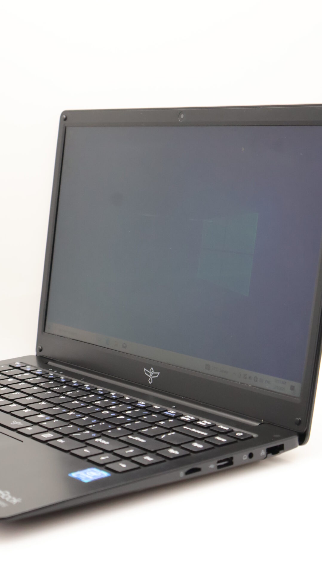 Rizzen Novabook R40 "Celeron" 1.10GHz 4GB RAM 128GB SSD Black (3 Month Warranty) - Image 2