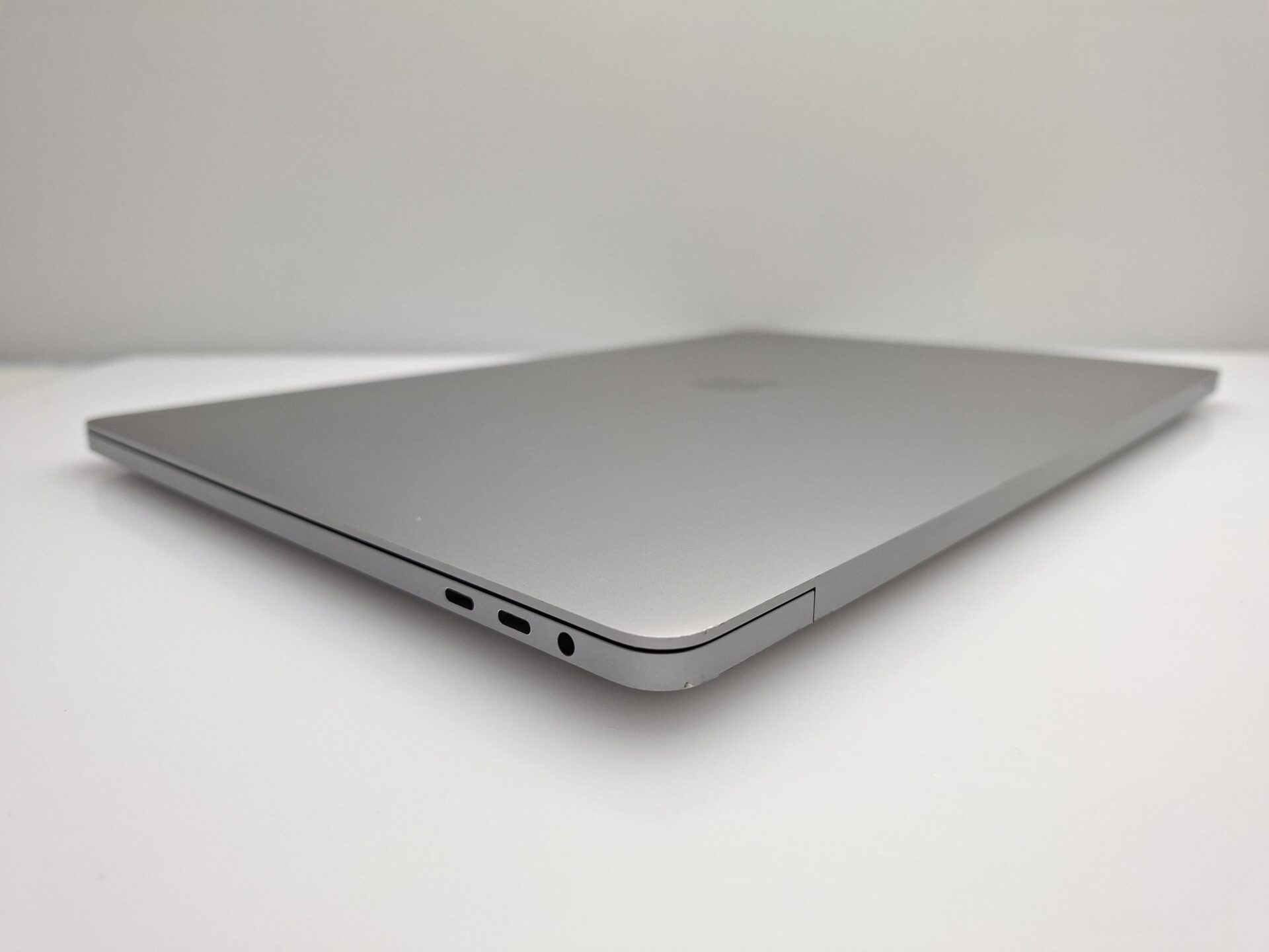 MacBook Pro 16-Inch 