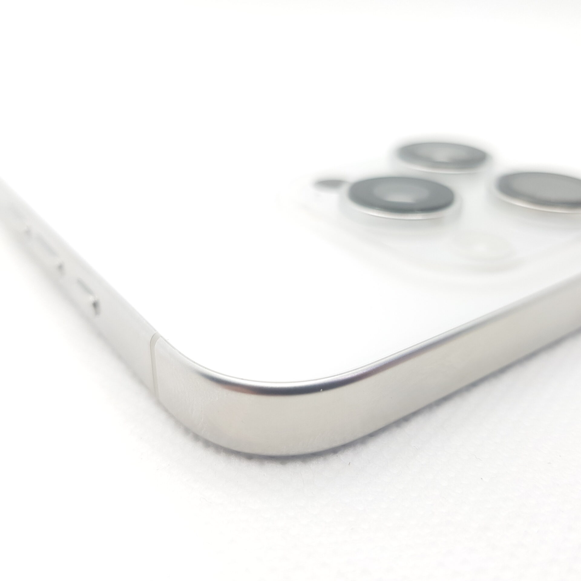 iPhone 16 Pro 256GB White Titanium (Original Apple Warranty) Mint Condition - Image 9