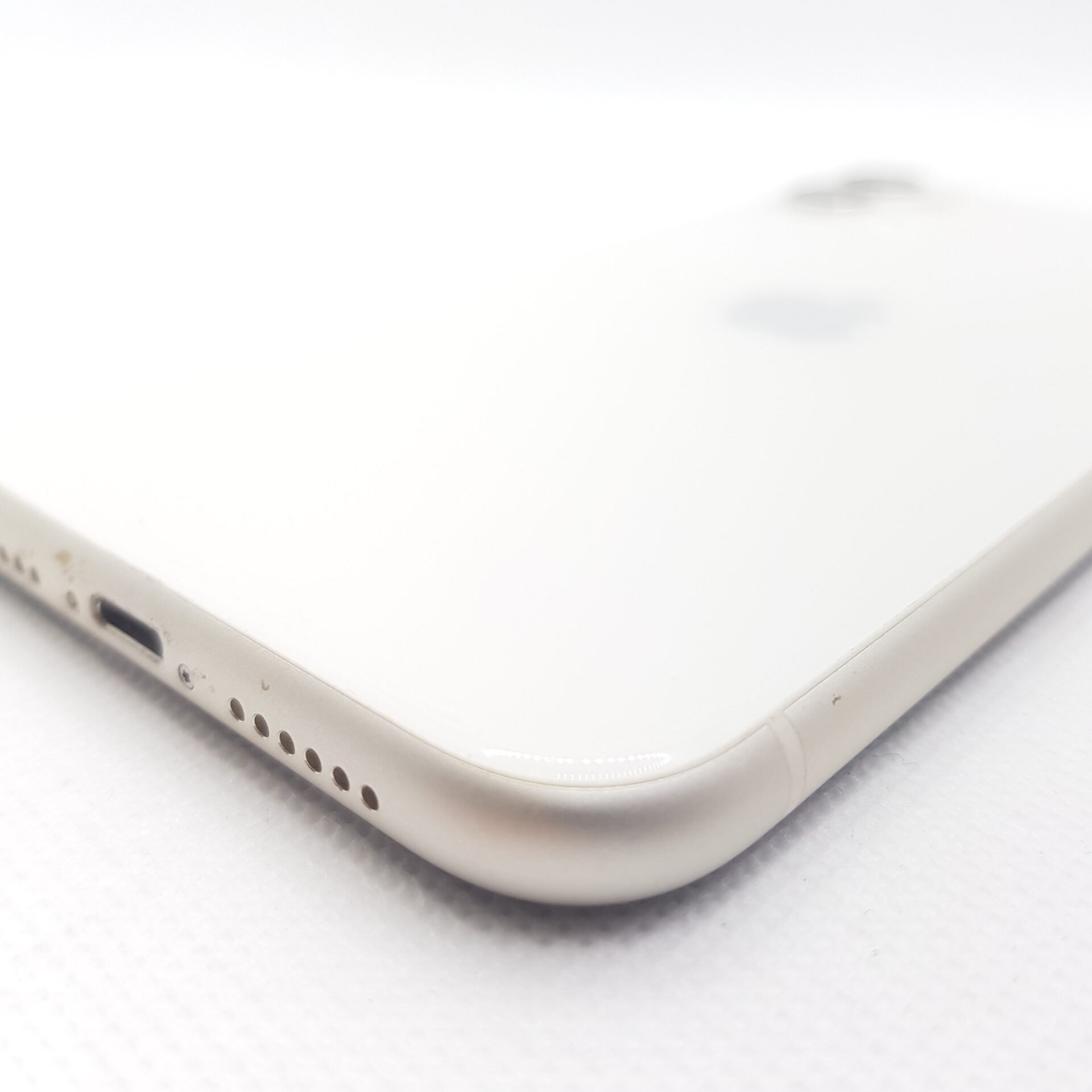 iPhone 11 256GB White (6 Month Warranty) - Image 8