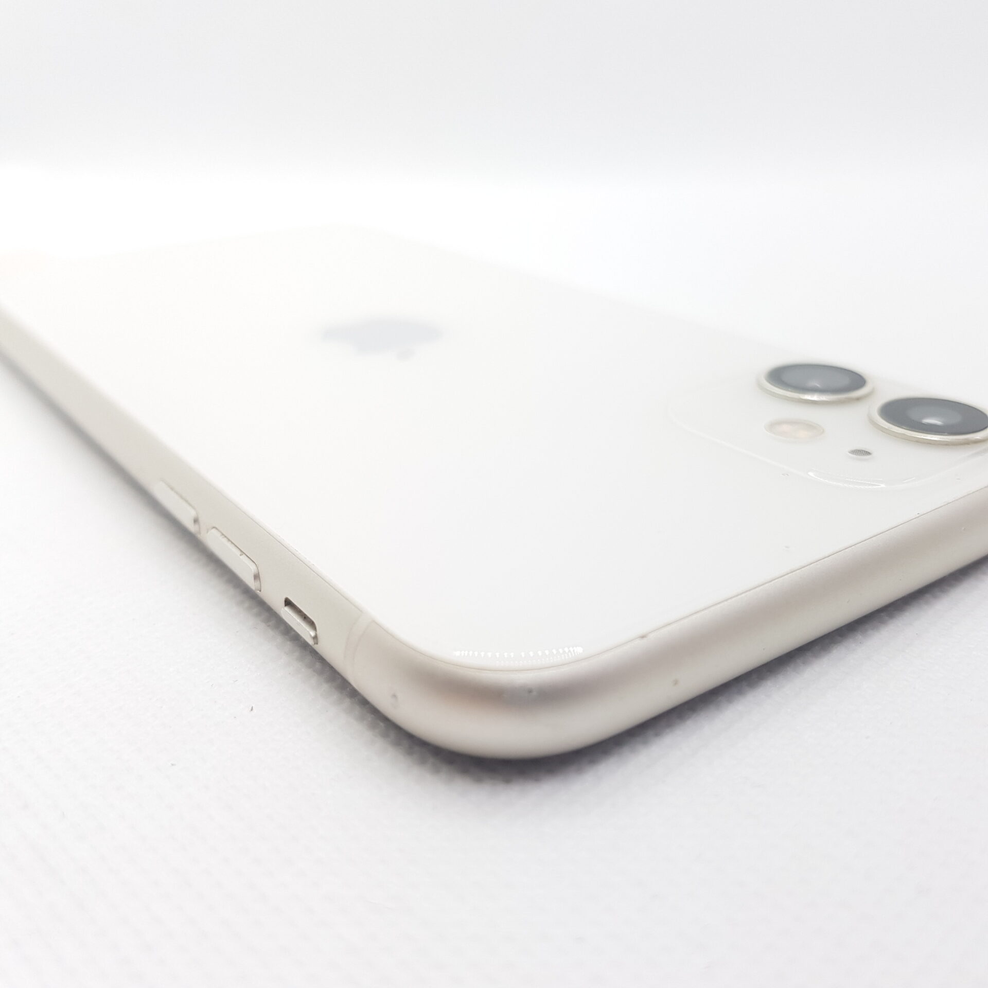 iPhone 11 256GB White (6 Month Warranty) - Image 9