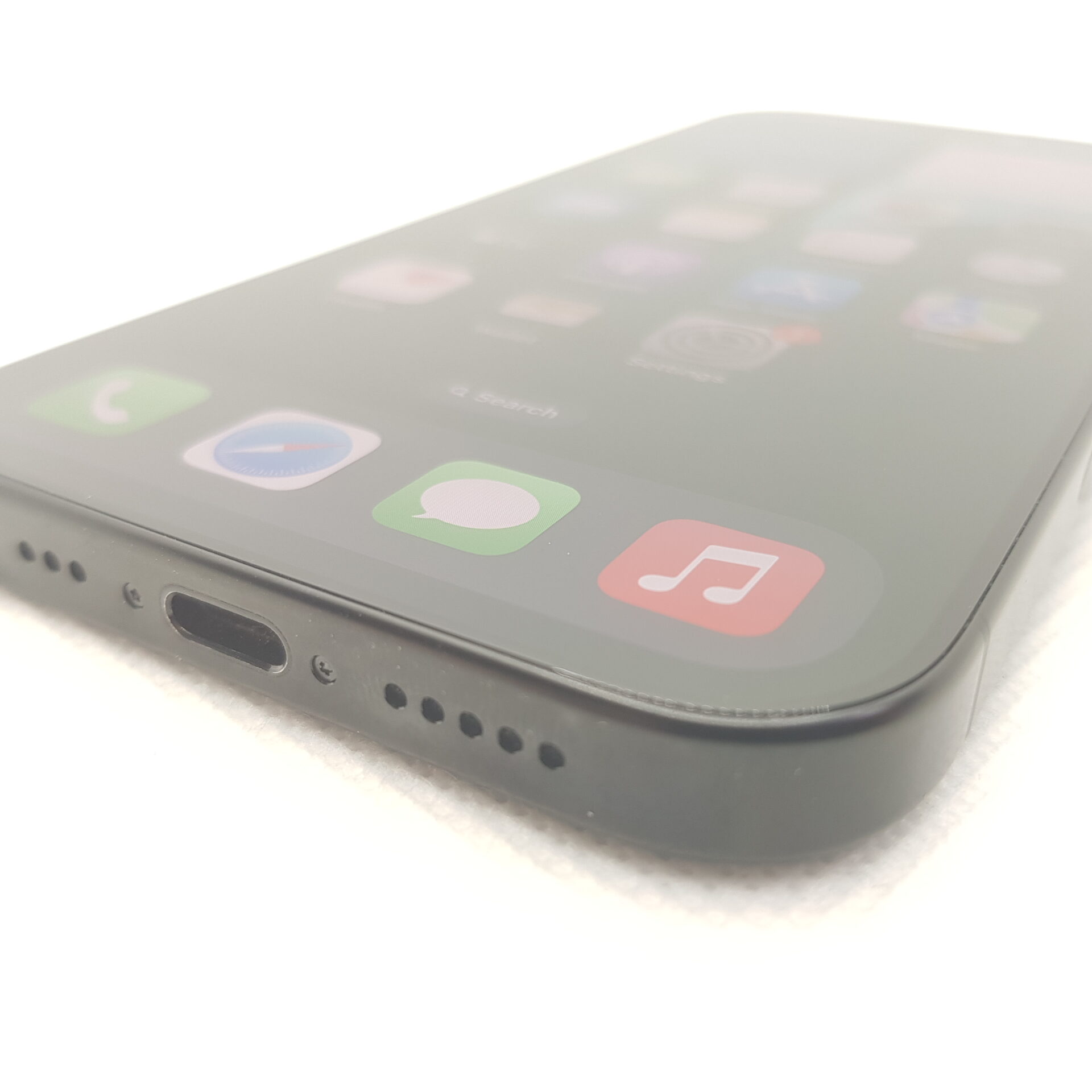 iPhone 16 Pro 256GB Black Titanium (12 Month Warranty) - Image 3
