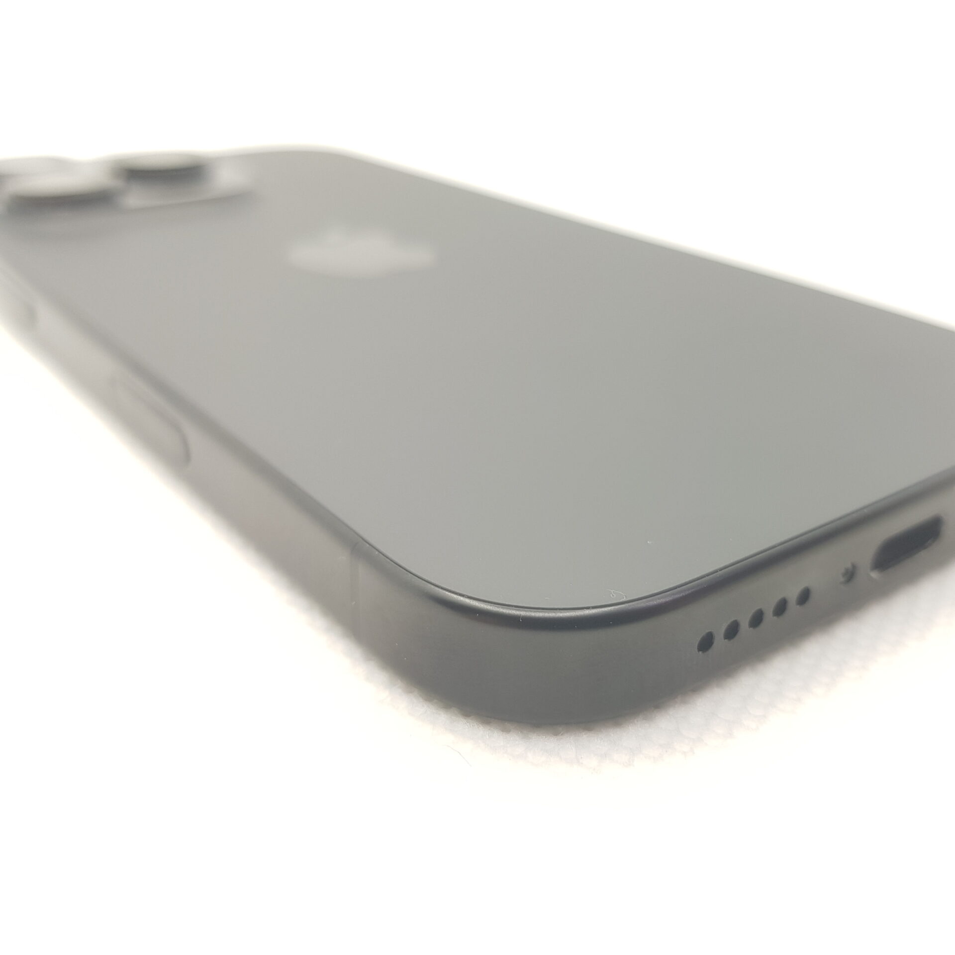 iPhone 16 Pro 256GB Black Titanium (12 Month Warranty) - Image 7