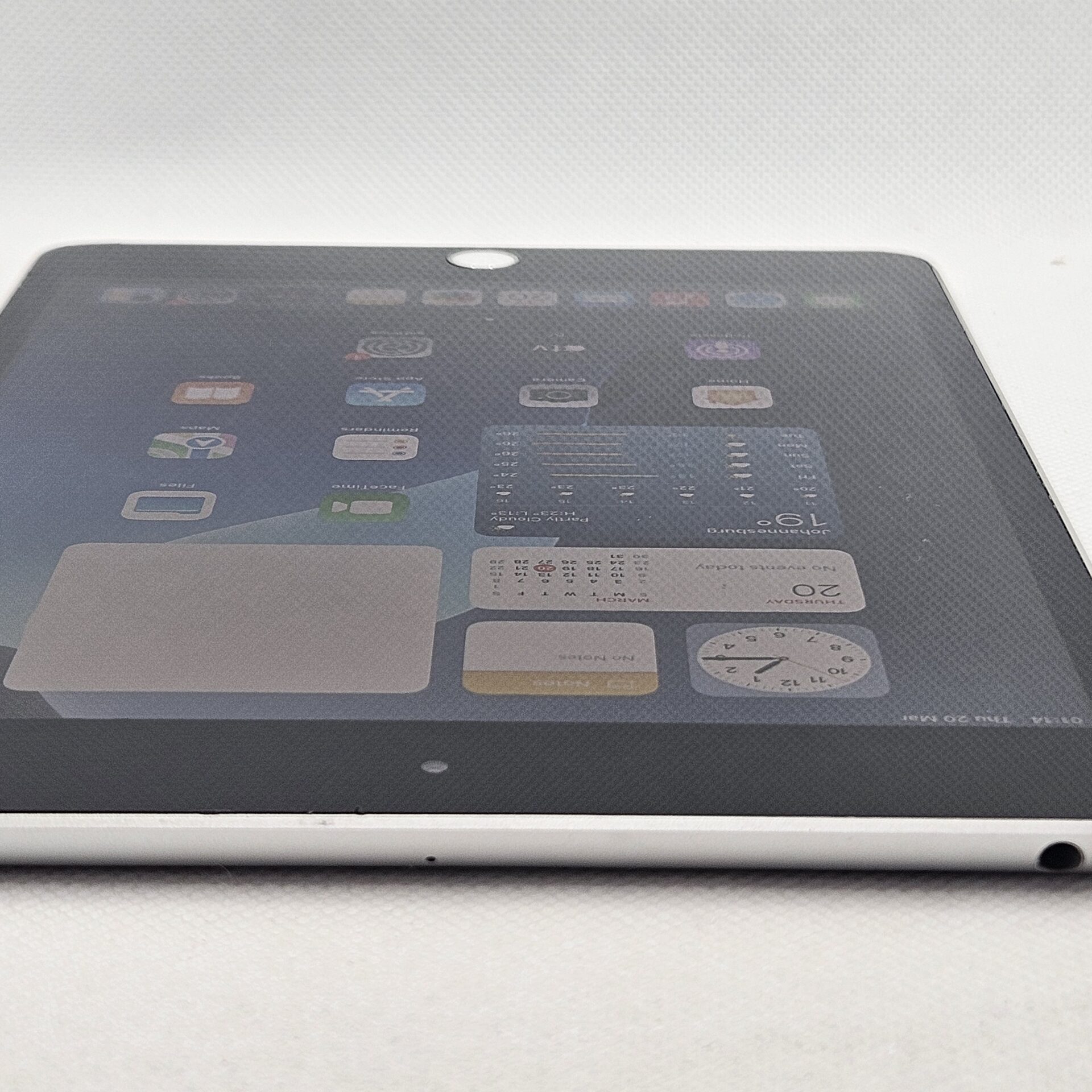 iPad Mini 5th Gen 256GB (Wifi Only) Space Gray/Silver (3 Month