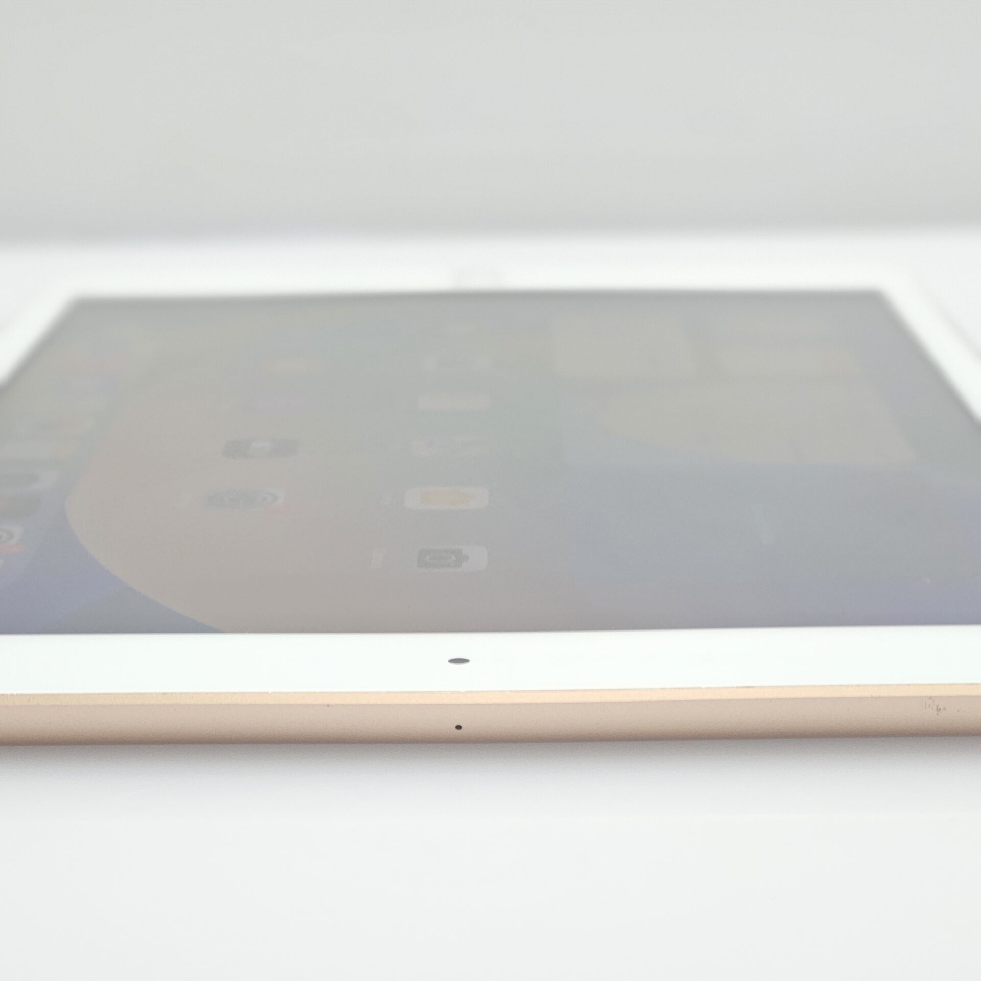iPad 10.2″ 8th Gen (WiFi Only) 32GB Rose Gold (3 Month Warranty