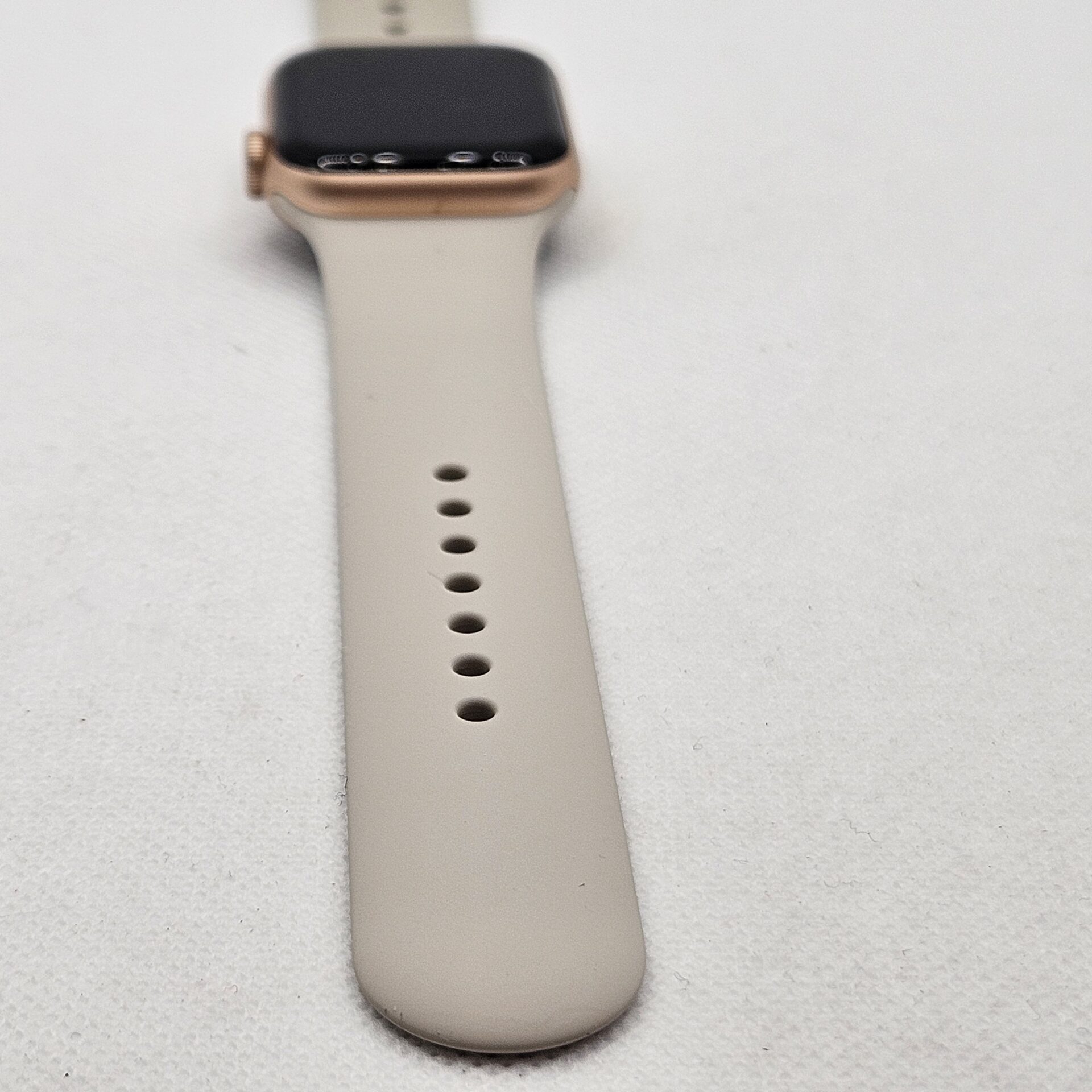 Apple Watch Series SE 1st Gen 40mm GPS Only Rose Gold (3 Month