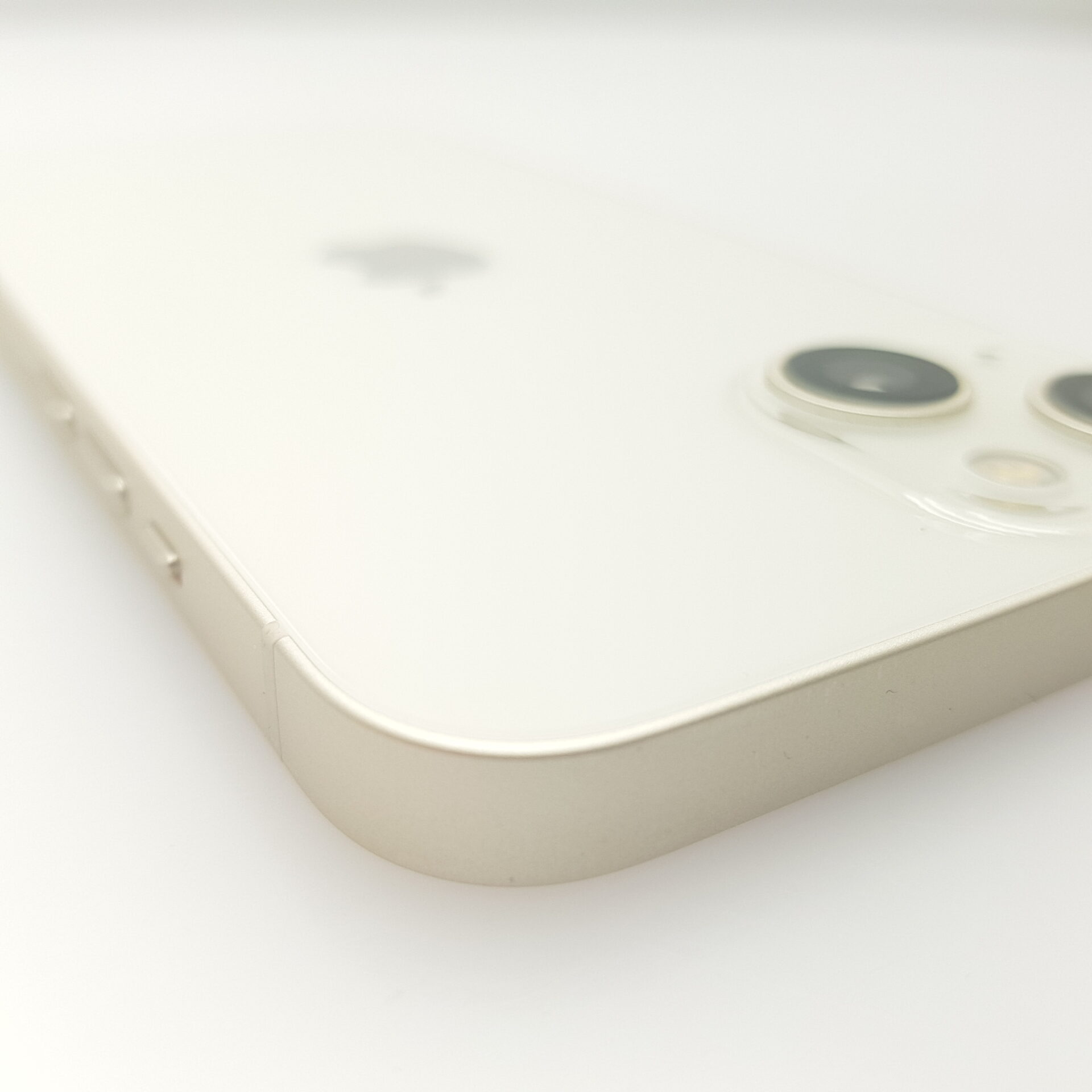 iPhone 13 128GB Starlight (6 Month Warranty) - Image 9