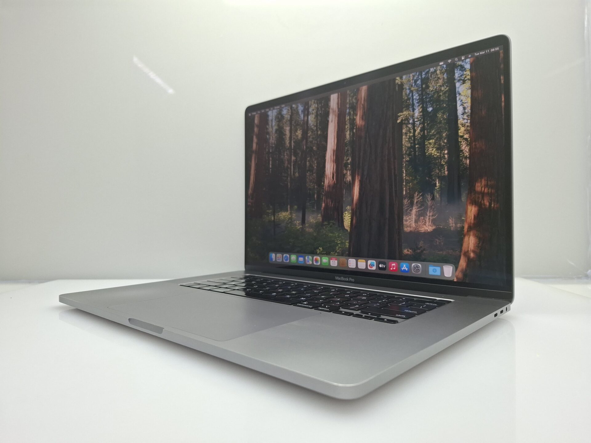 MacBook Pro 16-Inch 