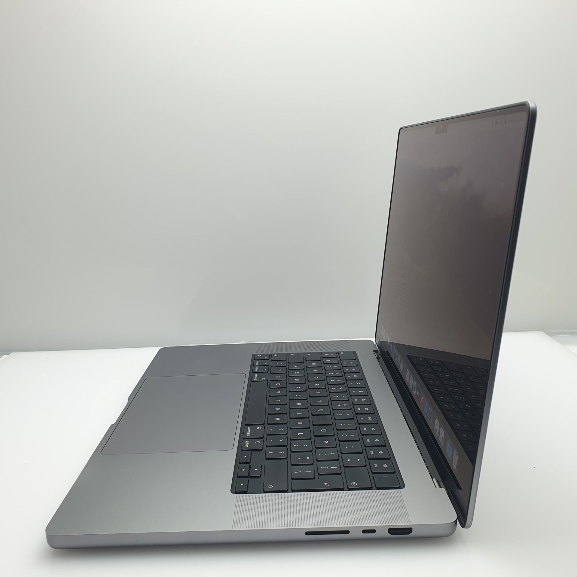 MacBook Pro 16-Inch 