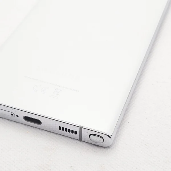 Samsung Galaxy S22 Ultra 256GB Dual Sim Phantom White (6 Month