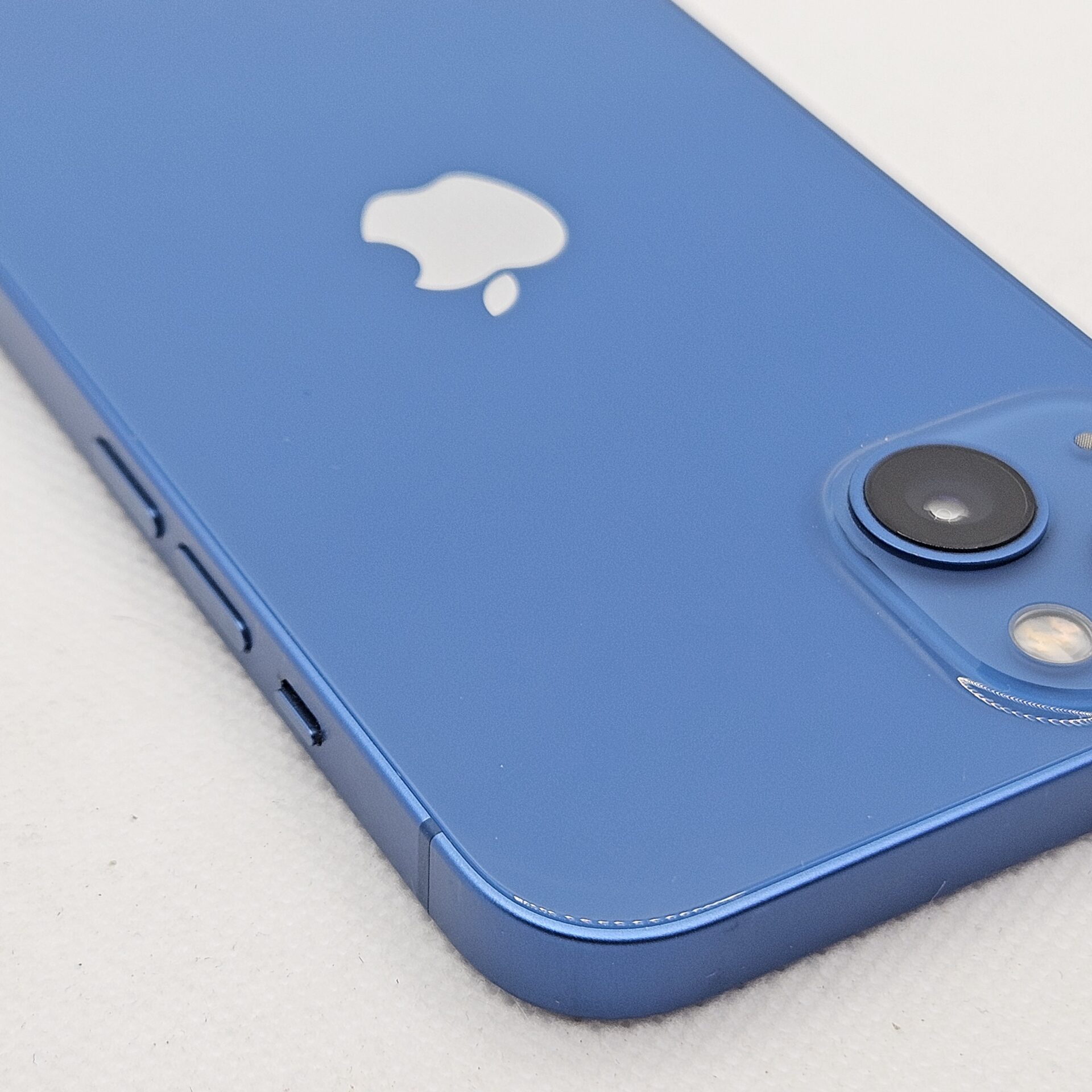 iPhone 13 256GB Blue (6 Month Warranty) | Epic Deals SA