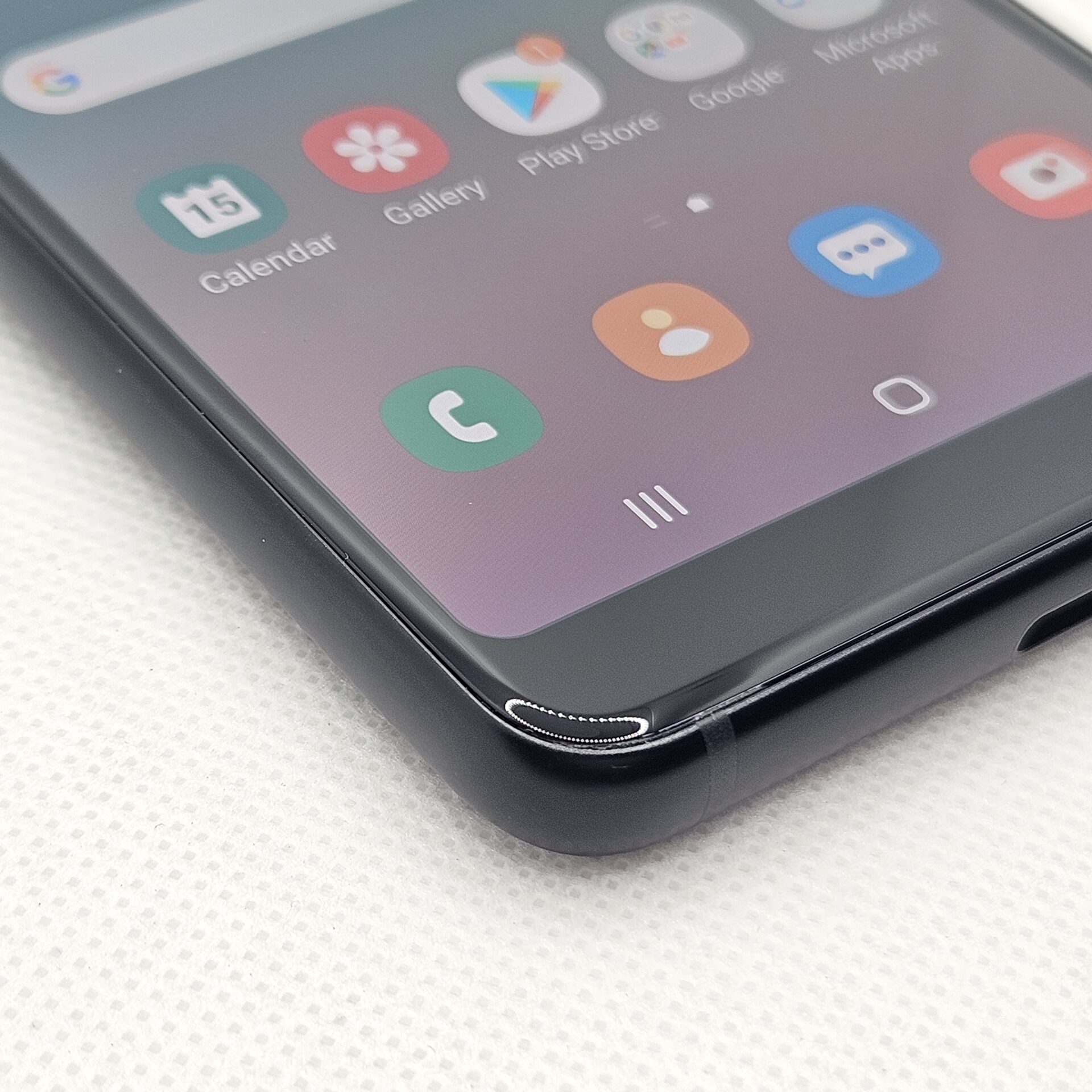 Samsung Galaxy A8 (2018) 32GB Black - Image 2