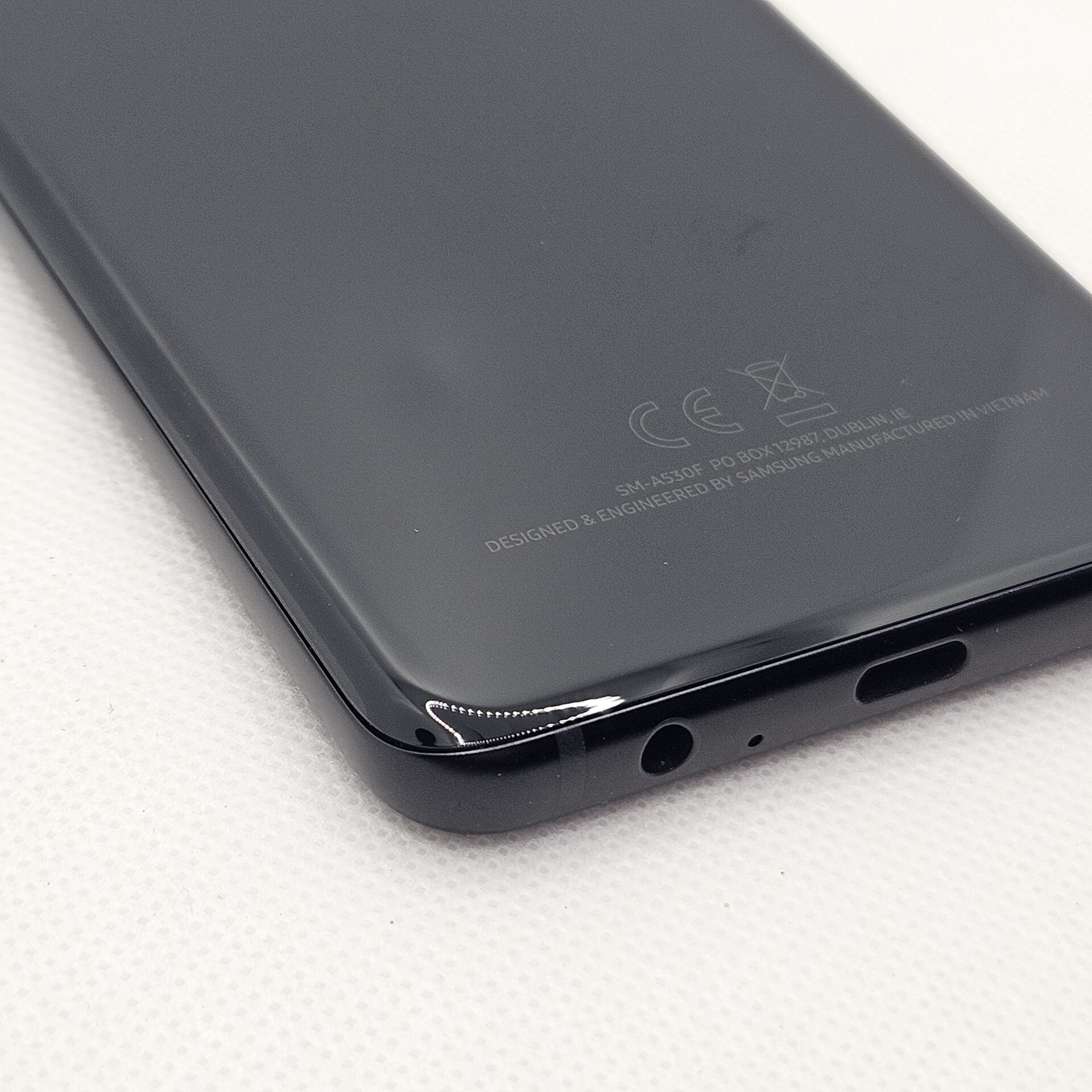 Samsung Galaxy A8 (2018) 32GB Black - Image 9