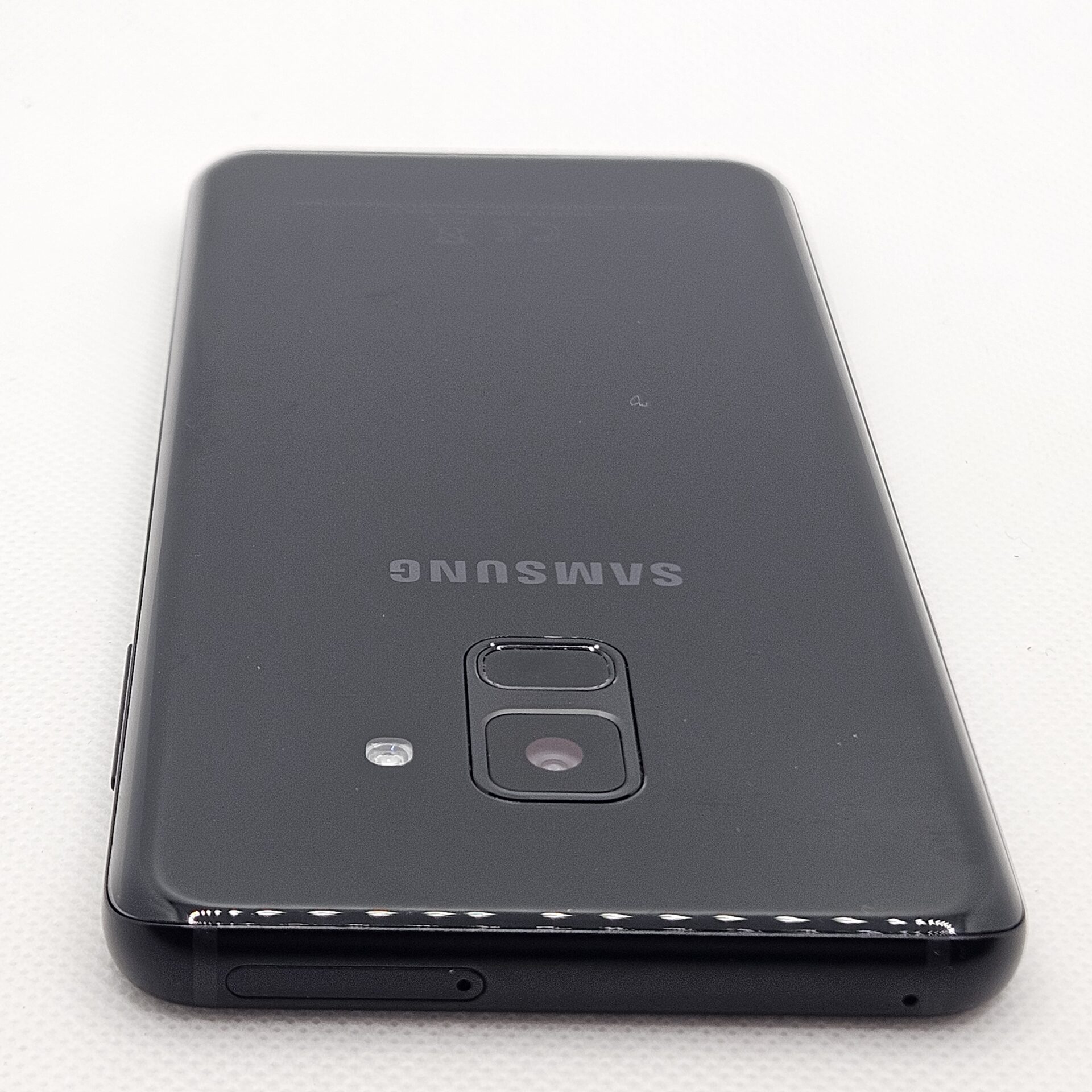 Samsung Galaxy A8 (2018) 32GB Black - Image 13