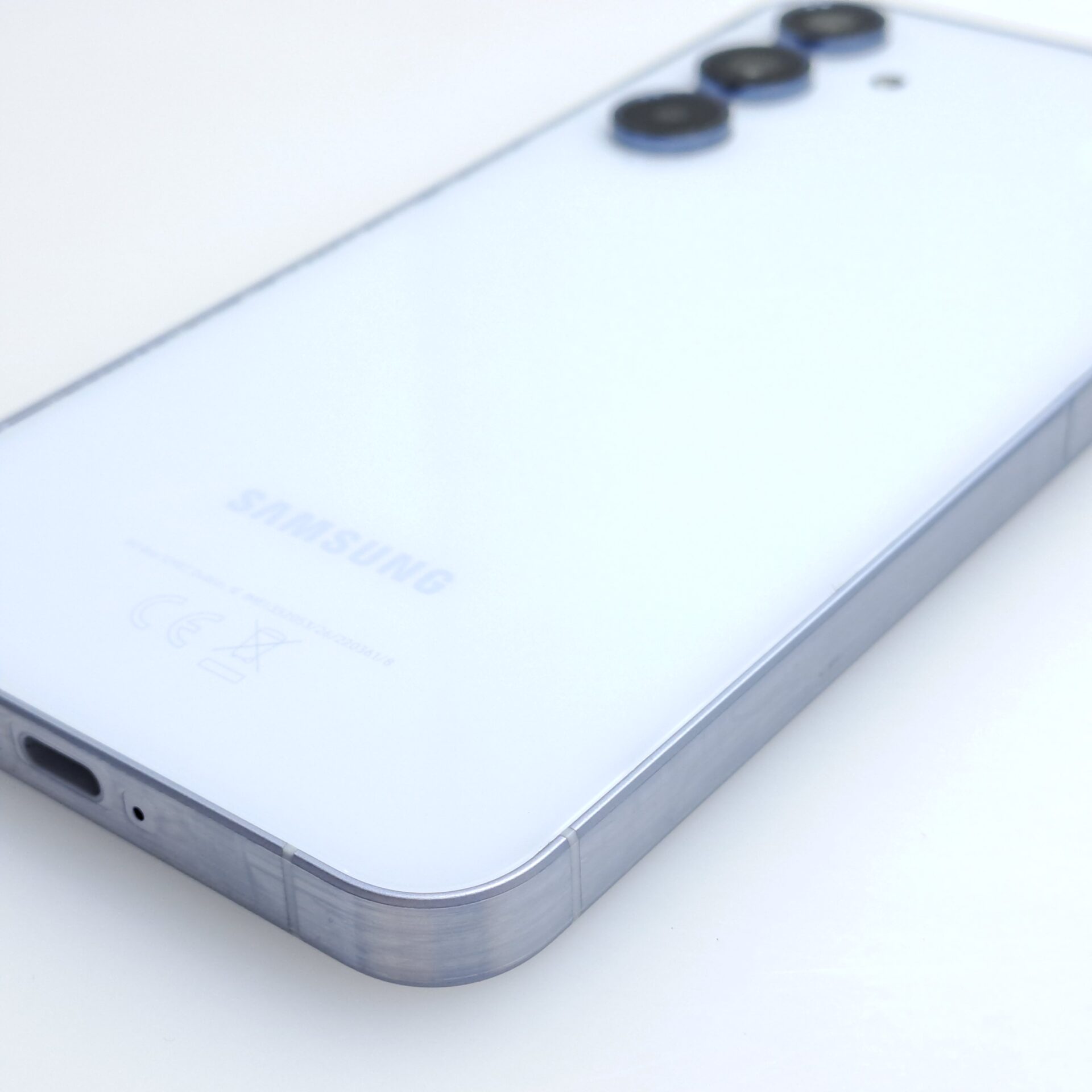 Samsung Galaxy A55 256GB Dual Sim Awesome IceBlue - Image 10