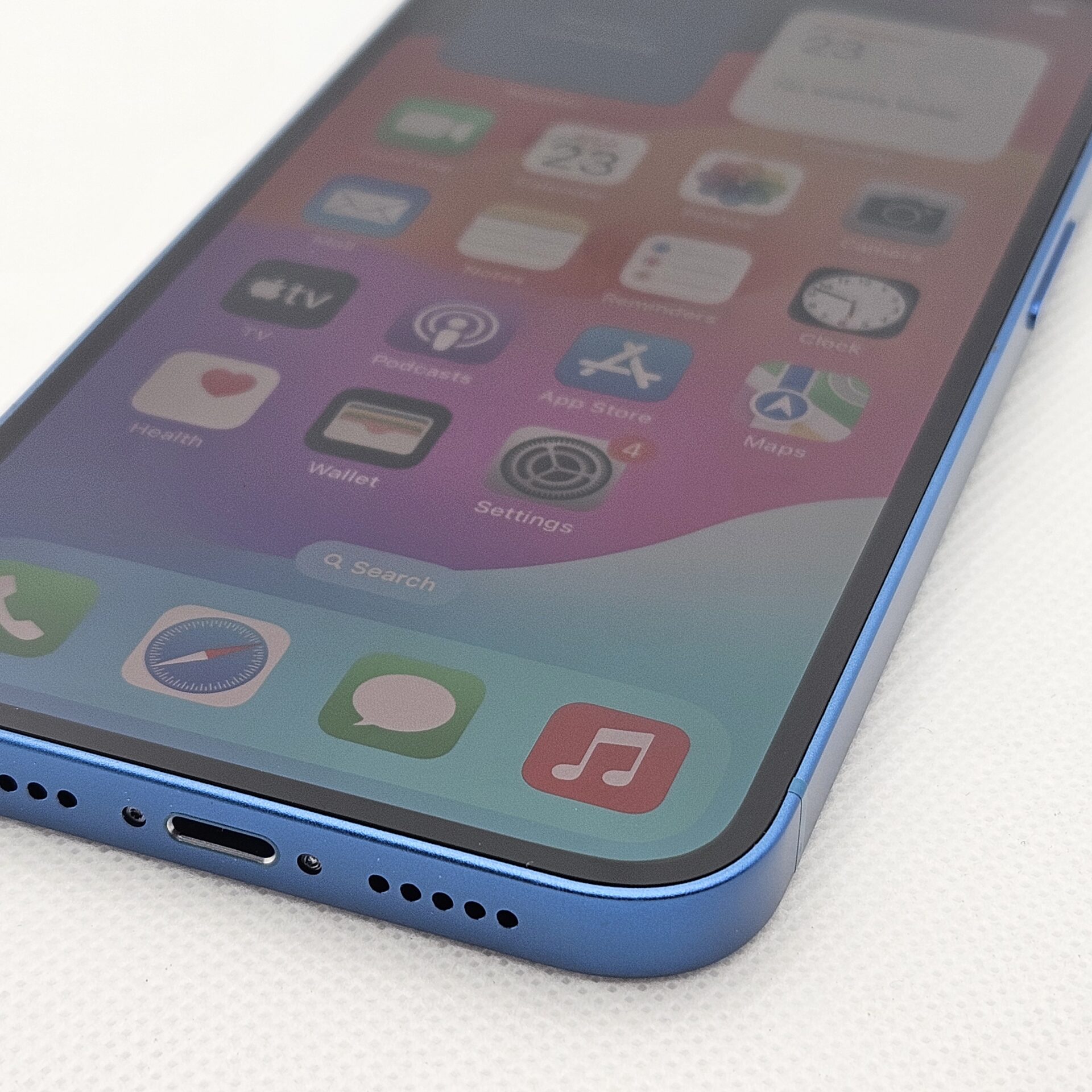 iPhone 13 128GB No Face ID And Telkom Only Blue (6 Month Warranty) - Image 4