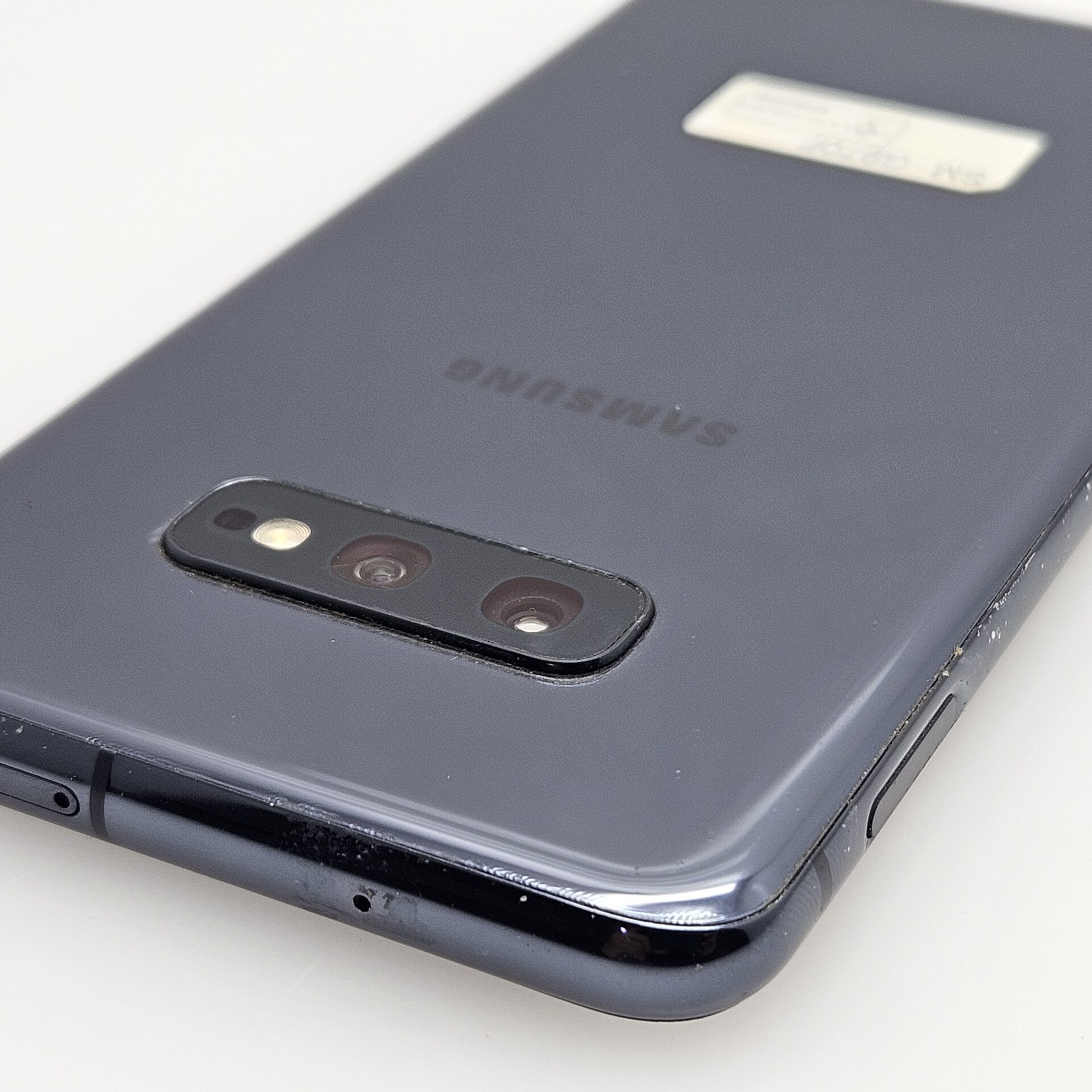 Samsung Galaxy S10e 128GB Prism Black - Image 14