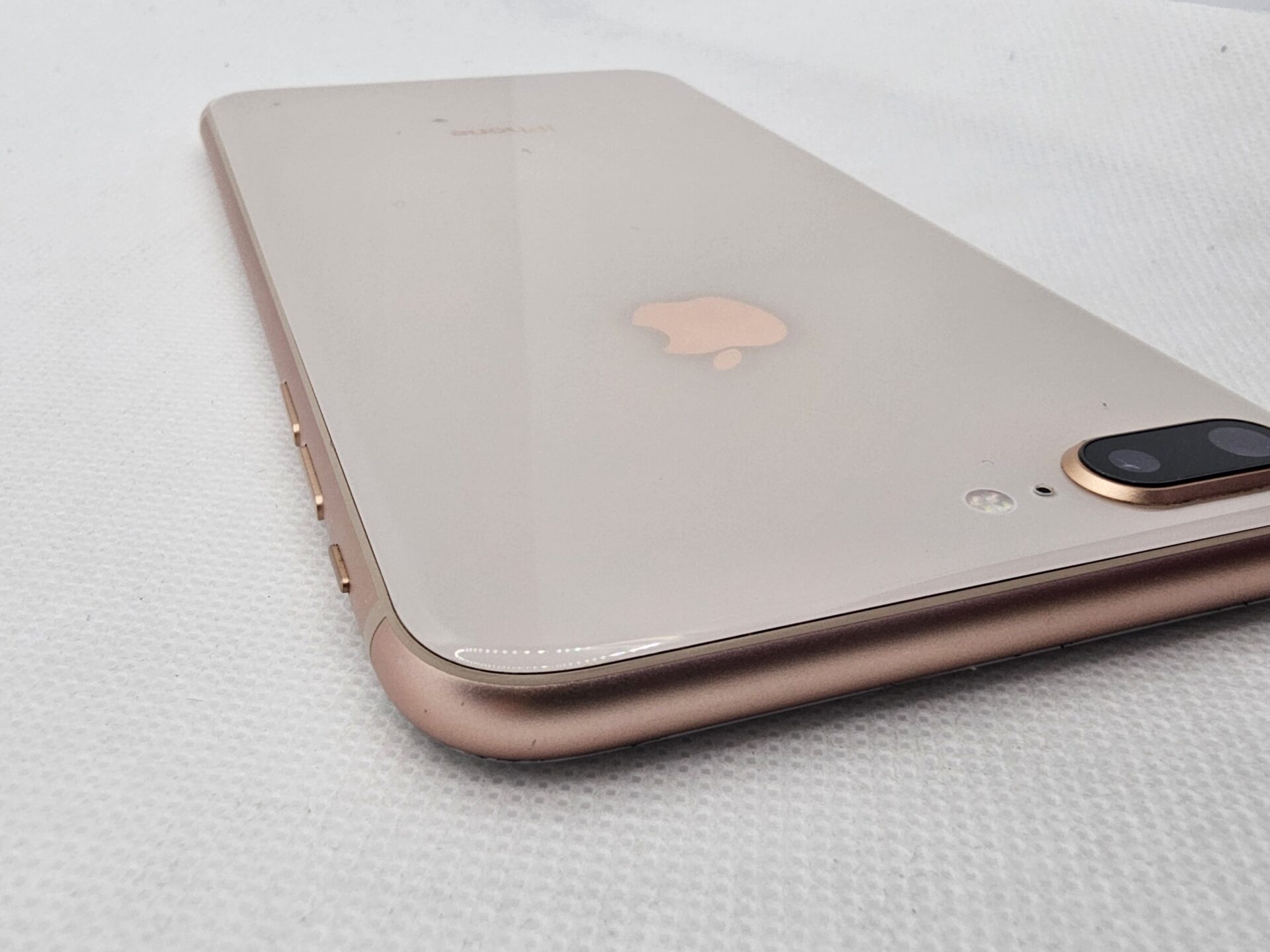 iPhone 8 Plus 64GB ピンクカラー iPhone 8 Plus 64GB Rose Gold Pressure Mark (3 Month Warranty